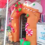 Arco Inflable Navideño tipo Galleta de Jengibre con Dulces Gigantes
