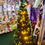 Árbol navideño premium frondoso con luces y letrero Merry Christmas giratorio - Imagen 2